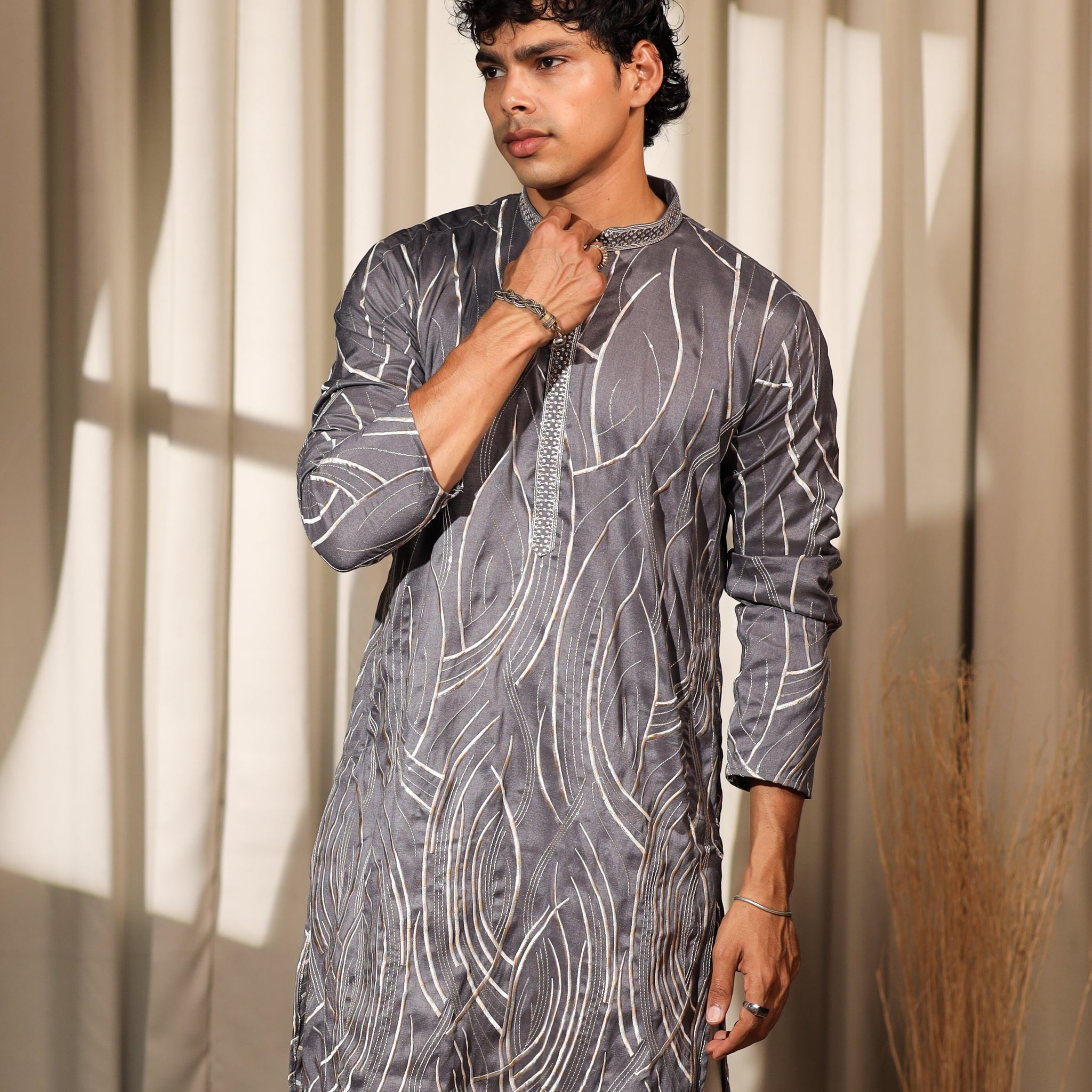 Grey Abstract Embroidery Kurta