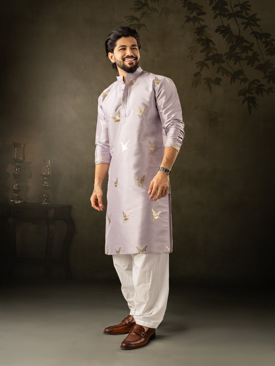 Classic Lilac Bird Embroidered Motif Kurta