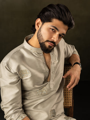 Sage Green Elephant Embroidered Motif Kurta