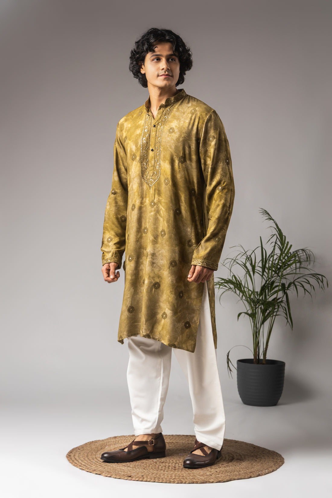 Green Tie Dye Neck Work Kurta