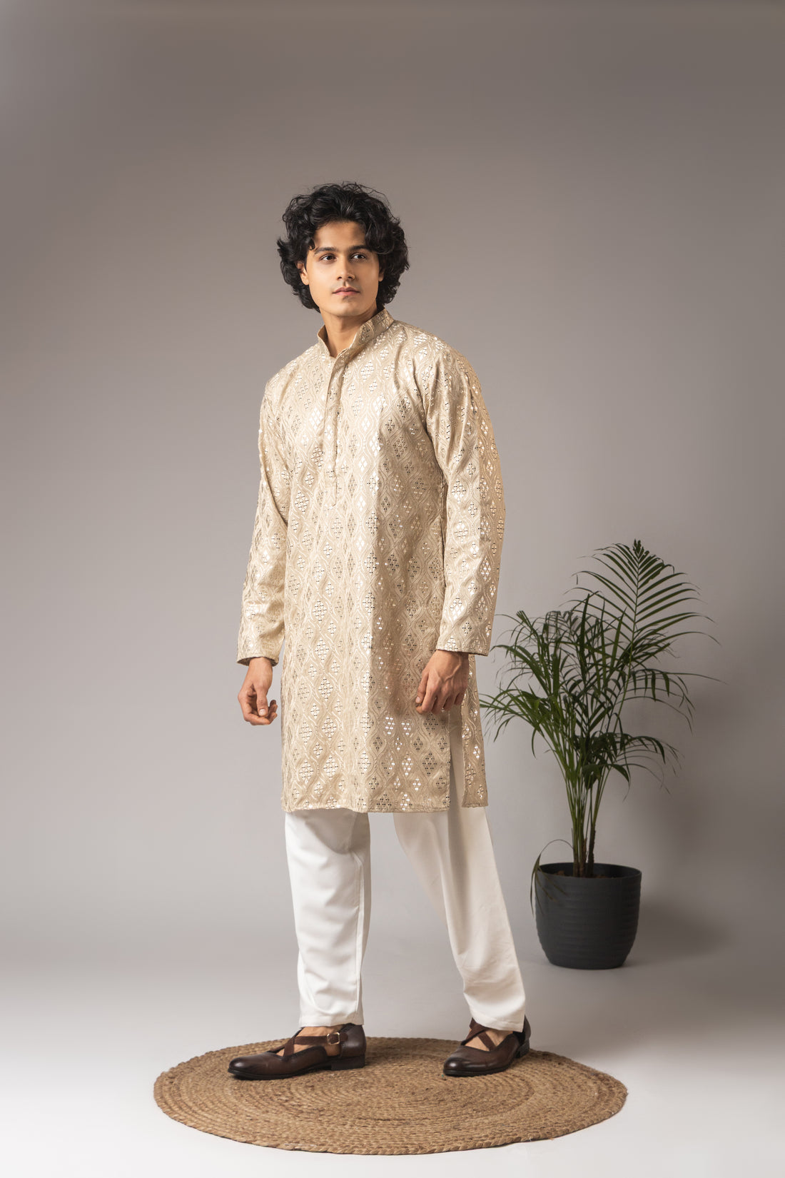 Ivory Gold Embroidered Motif Kurta