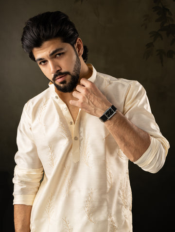 Ivory Leaf Embroidery Motif Kurta