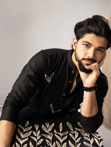 Black Leaf Embroidery Linen Kurta
