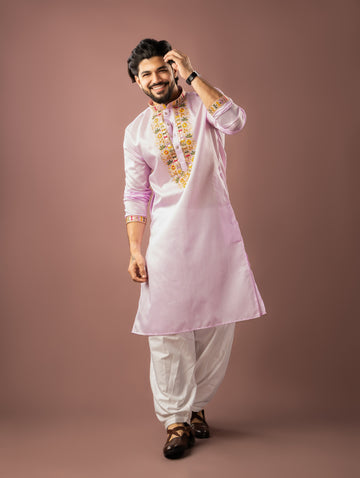 Noor Blush Pink Embroidered Kurta with Floral Neckline