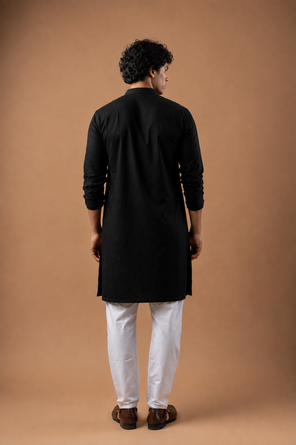 Black Floral Embroidered Kurta
