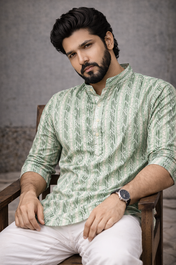 Green Printed Cotton Mandarin Collar Casual Short Kurta