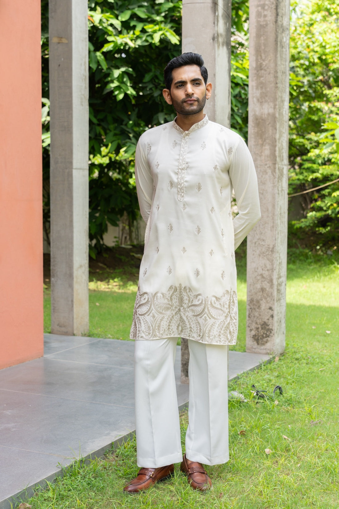 Ivory Paisley Royale Embroidered Kurta