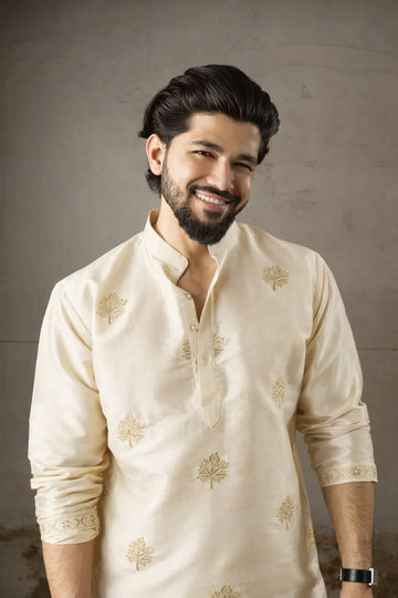 Classic Ivory Leaf Embroidered Motif Kurta